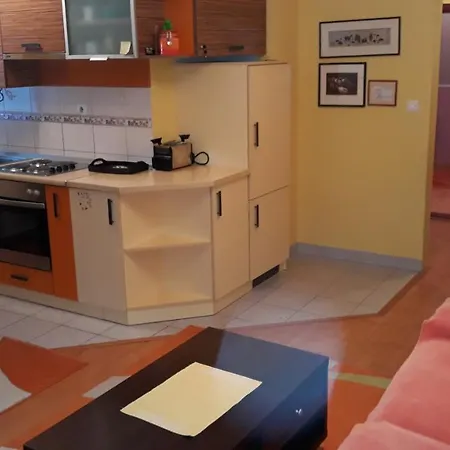 Exit Apartment